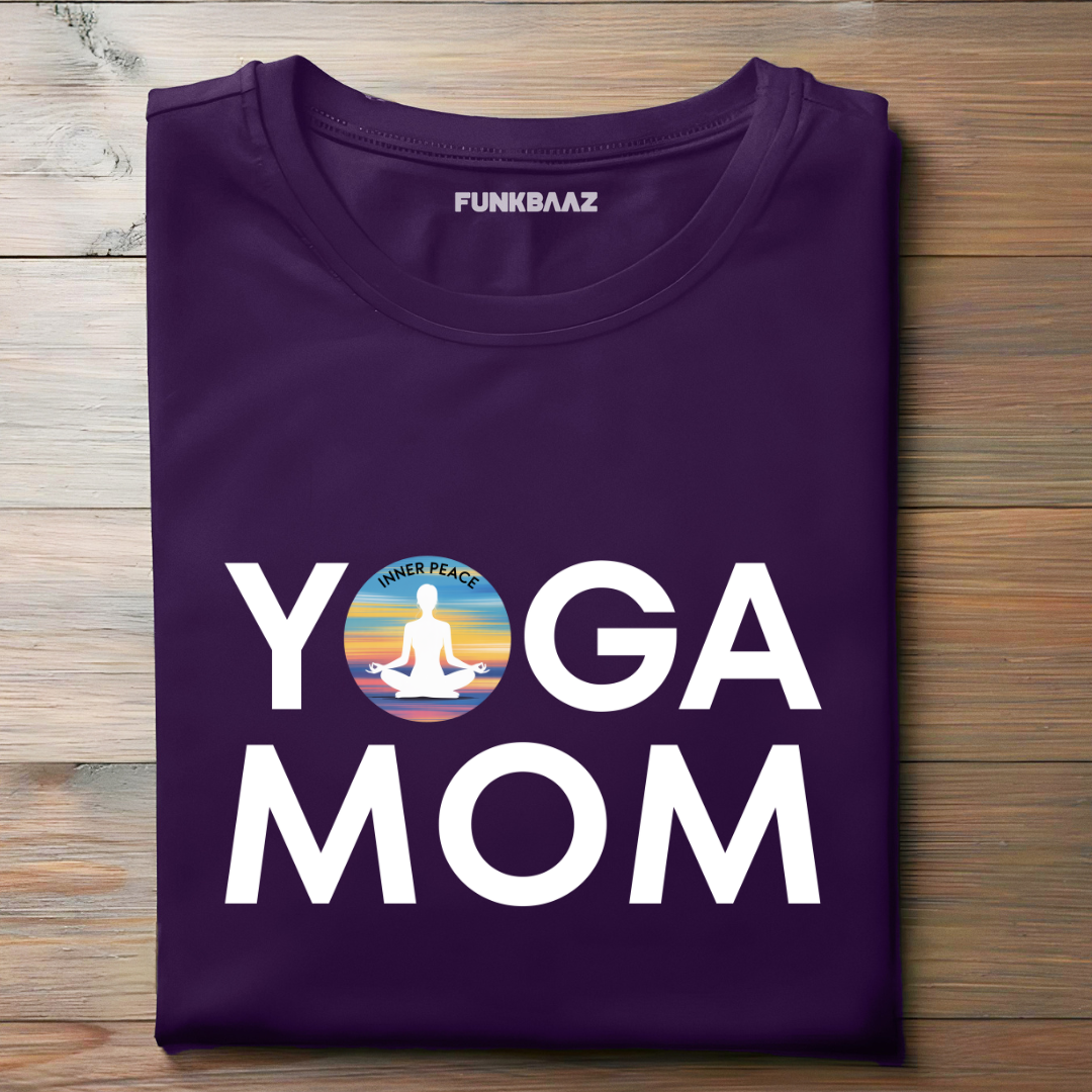 YOGA MOM