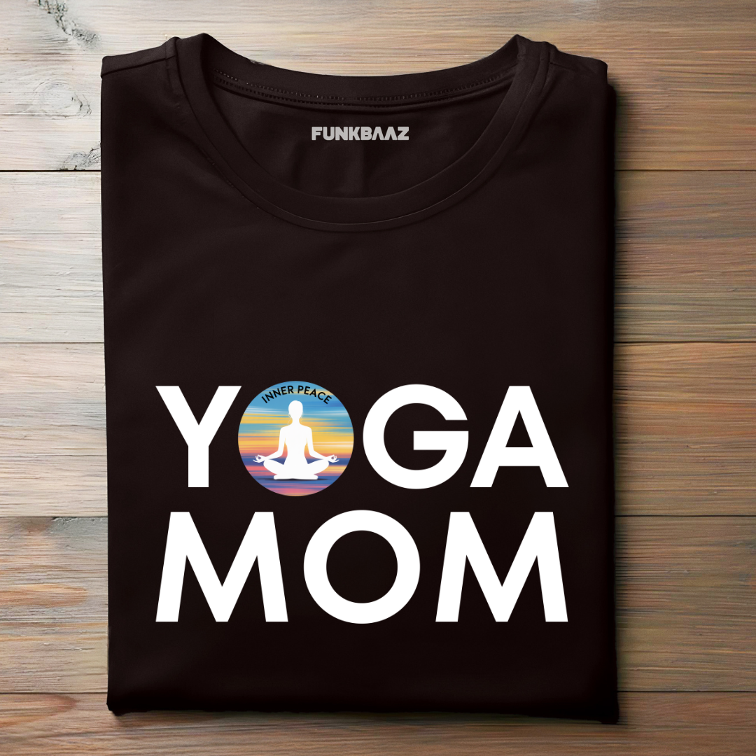 YOGA MOM