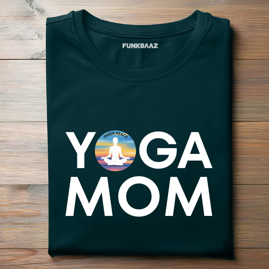 YOGA MOM